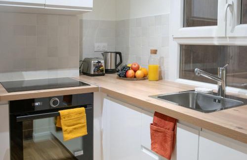 Bonne-Nouvelle Apartment | BnBNova - Central Paris & Montorgueil - 1BR