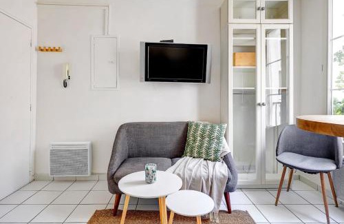 Quartier du Gros-Caillou Apartment | BnBNova - Cozy Stay Near Eiffel Tower & Invalides & Seine
