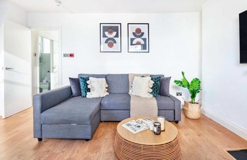 Marylebone Apartment | BnBNova - Fitzrovia with Balcony near Oxford Circus