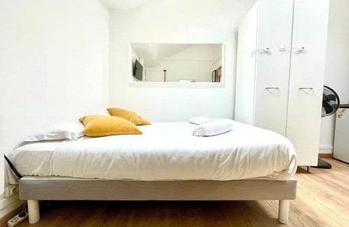Moliere - Edgard Quinet Apartment | BnGo I Le Douillet I Parc Tete d'Or, 2 personnes, Hypercentre Lyon