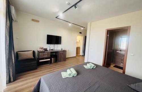 Saints Constantine and Helena Apartment | BNP Apartments 1