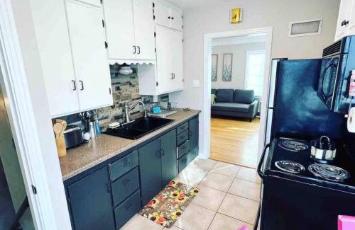 Central - Terry Apartment | Bo's charming two bedroom with shared HOT TUB