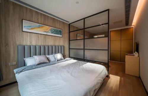 Luohu Hotel | Bo Yu Shennan No. 68 Apartment (Shenzhen Luohu Dongmen Branch)