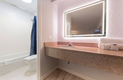 Broadmoor Hotel | Boardwalk Suites Baton Rouge