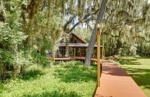 Welaka House | Boat, Fish and Unwind Waterfront Welaka Getaway!