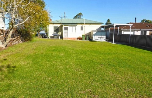 Greenwell Point House | Boat Friendly - Fishing Getaway - Water Views