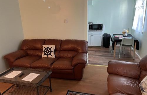 Willoughby Spit Apartment | Boat House Apt, #3 - 2 BR, Water Front, WiFi, Pets apts