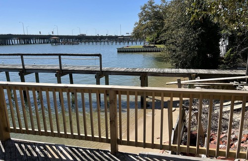 Willoughby Spit Apartment | Boat House Studio - Water Front Pets WiFi Smart TV by RedAwning