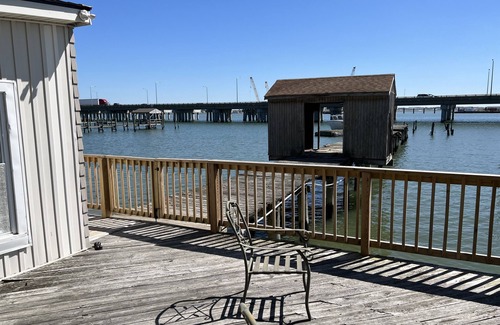 Willoughby Spit Apartment | Boat House Studio - Water Front Pets WiFi Smart TV by RedAwning