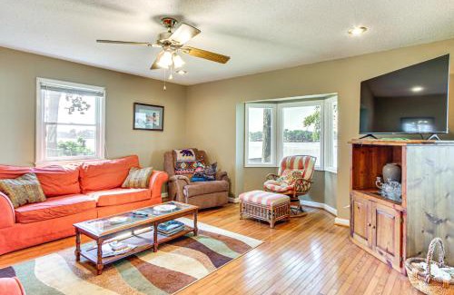 Cross Hill House | Boat Ramp and Dock Lake Greenwood Getaway!