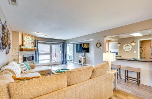 Osage Beach Apartment | Boat Slip and Pools Lakefront Osage Beach Condo