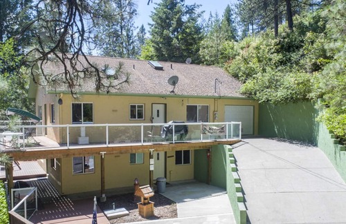 Hayden Lake House | BOATDOCK W/2 SLIPS,WATER TRAMPOLINE, FLOATING ISLAND,SHUFFLEBOARD,GAMEROOM