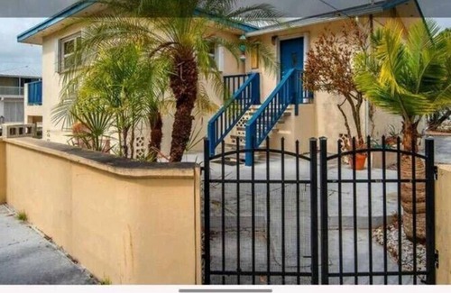 Big Pine Key House | Boater’s Dream House 3 bedroom 2 bath with 200’ of Dock Space