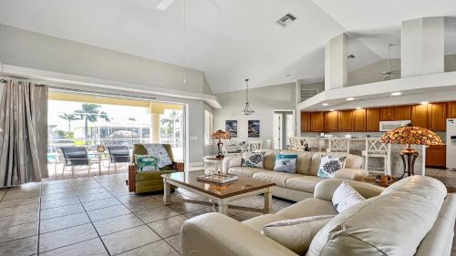 Yacht Club Villa | Boaters Dream S. Terr Pool Yacht Club Boating