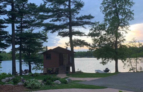 Deerwood Cabin | Boathouse on the Lake