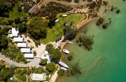 Surfdale Apartment | Boatsheds on the Bay, Waiheke Island