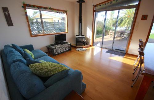 Pakawau House | BOB - Bach on the Beach