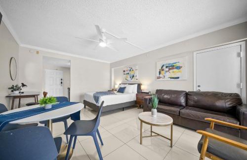 East Boca Raton Hotel | Boca Plaza