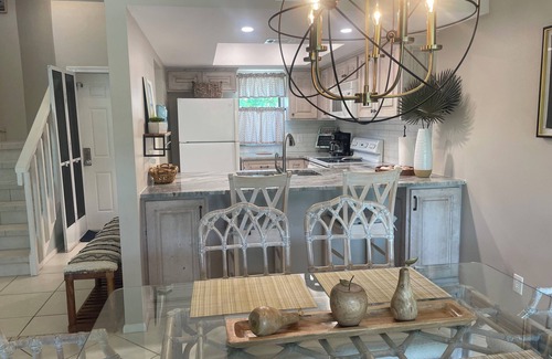 Bokeelia House | Bocilla Island Club Unit C-13