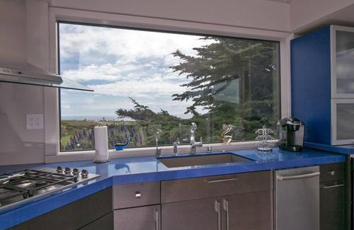 Sereno del Mar House | Bodega Bay Magical Ocean Front w/Amazing View!