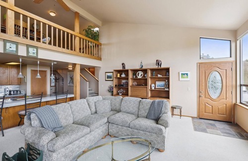 Bodega Bay House | Bodega Retreat! Ocean View, Golf Course, Walk to Beach & Clubhouse, Dog Friendly