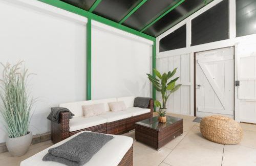Ohningen Apartment | Bodensee-Suite IStayUnixI Seenähe-HomeKino-Wintergarten