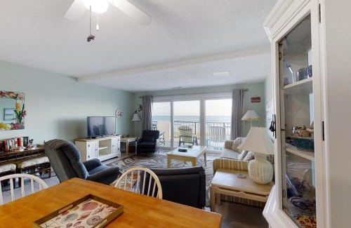 Pine Knoll Shores Apartment | Bogue Shore Club 208