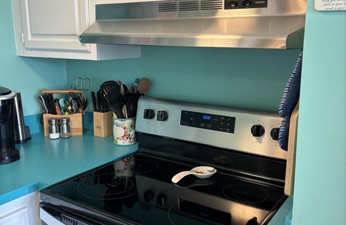 Atlantic Beach Apartment | Bogue Shores, Unit 133. King bed. Pool side/new pool, Beach/Sound Access
