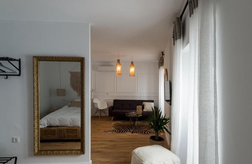 Medina-Sidonia Apartment | Bohórquez Rooms by Ático73