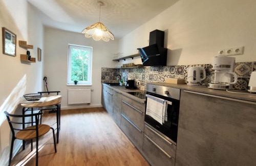Neudietendorf Apartment | BohnApartments Bechstein - sehr ruhig - 3 Schlafzimmer - Balkon - Stellplätze- WLAN - Vollausstattung