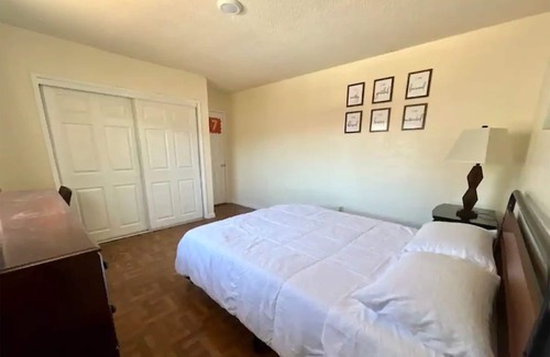 Simi Valley House | Boho 1-Bedroom/Shared Bathroom Residential Home