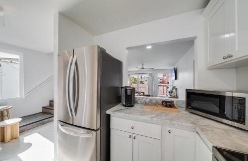 Crown Point Apartment | Boho Beach Bungalow Walk to the Beach