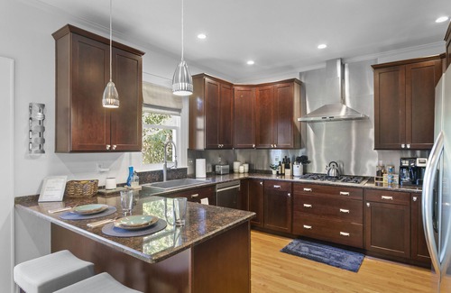 Tampa Heights House | Boho Bungalow - Walkable to Armature Works