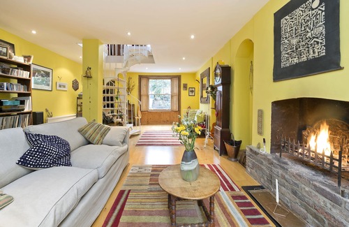 Canonbury House | Boho Charm, by Veeve