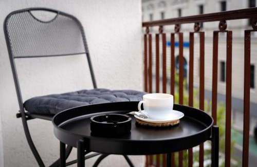 Old Town Apartment | Boho Chic Escape - Hypercenter