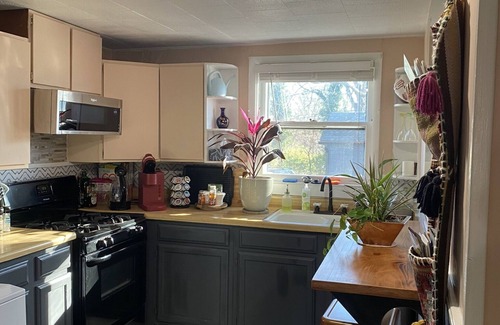 Bloomington Apartment | Boho-Chic Travel Pad Unit 2: Fireplace, Fun & Convenient