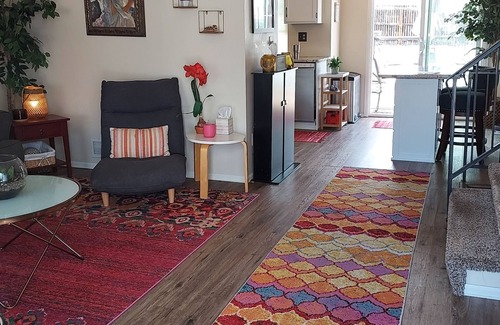 Walnut Grove House | Boho Comfort & Mountain View! Your pup wants u to bring em to the BEST dog park!