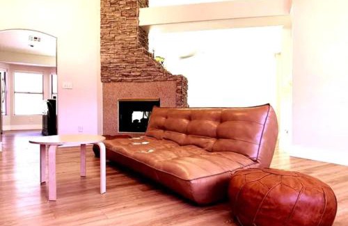 North Las Vegas House | Boho Haus - Three Bedrooms House in Las Vegas