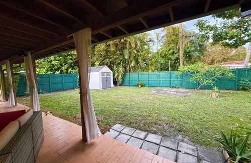 Miami Shores House | Boho Haven Home w/Pool Table/Yard/8PPL/Free Parking