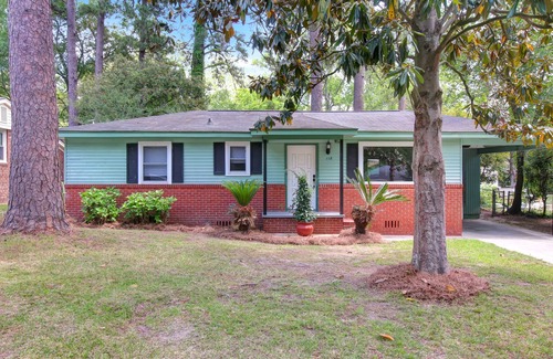 Garden City House | Boho House Mins To Downtown & Tybee Island + Pet Friendly