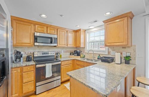 Smyrna Apartment | Boho Lux Theme 3BR 3BA Near Truist Park Home of the Braves