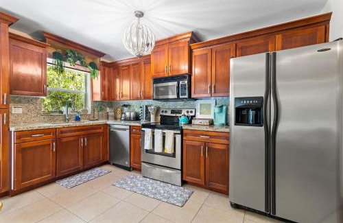 Southwest House | Boho Paradise W Heated Saltwater Pool & Suite