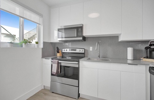 Miami Beach Apartment | Boho Suite 2BD/2 BA Miami Beach Lincoln Villa Free Parking