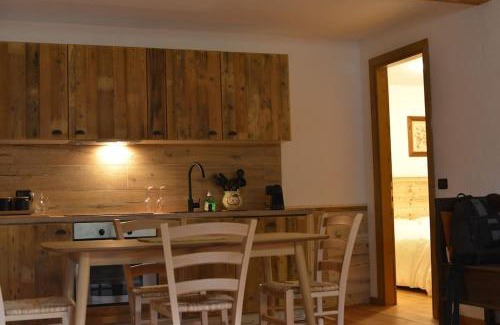 Courmayeur Apartment | Bois du Mont blanc