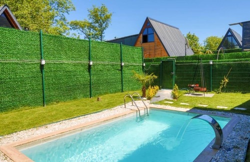 Yanik Hotel | Bois Sapanca Bungalov