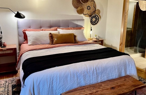 Collister House | Boise Foothills Retreat - perfect work/life balance accommodation's!