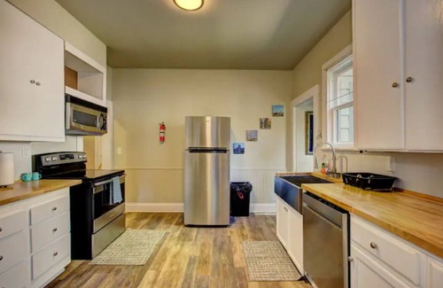 Southeast Boise House | Boise State/Greenbelt 3 bedroom Cottage