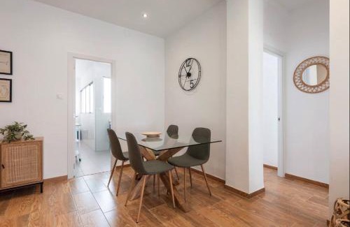 Ensanche Centro Apartment | Bokeron Host - Soho Málaga
