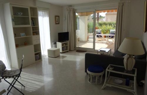 Carqueiranne Apartment | Boléro