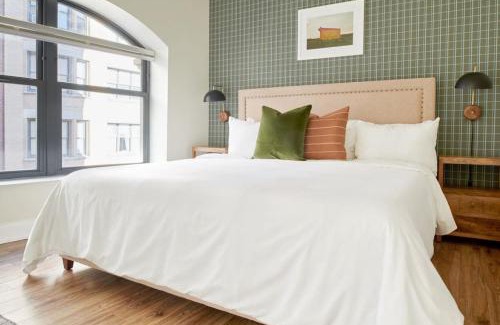 Boston Financial District Apartment | Bold and Spacious 2 Bed in Boston Financial District